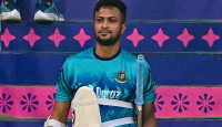 হঠাৎ দেশে ফিরলেন সাকিব, অনুশীলন করলেন মিরপুরে