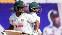 গল টেস্ট ড্রয়ের পথে, শান্ত-মুশফিকের ব্যাটিংয়ে বাংলাদেশের শক্ত অবস্থান