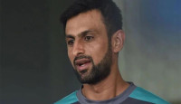 জাতীয় দলের জার্সিতে আর দেখা যাবে না শোয়েব মালিককে