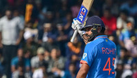 ওয়ানডেতে দশ হাজার রানের মাইলফলক স্পর্শ করলেন রোহিত