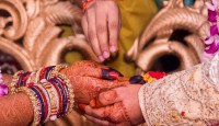 পরিচয় গোপন করে বিয়ে করলে ১০ বছরের কারাদণ্ড