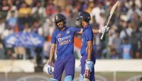 ওয়ানডেতে দশম ডাবল সেঞ্চুরি হাঁকালেন শুভমান গিল
