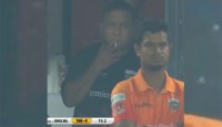 খেলা চলাকালীন ড্রেসিংরুমে ধূমপান, শাস্তি হতে পারে সুজনের