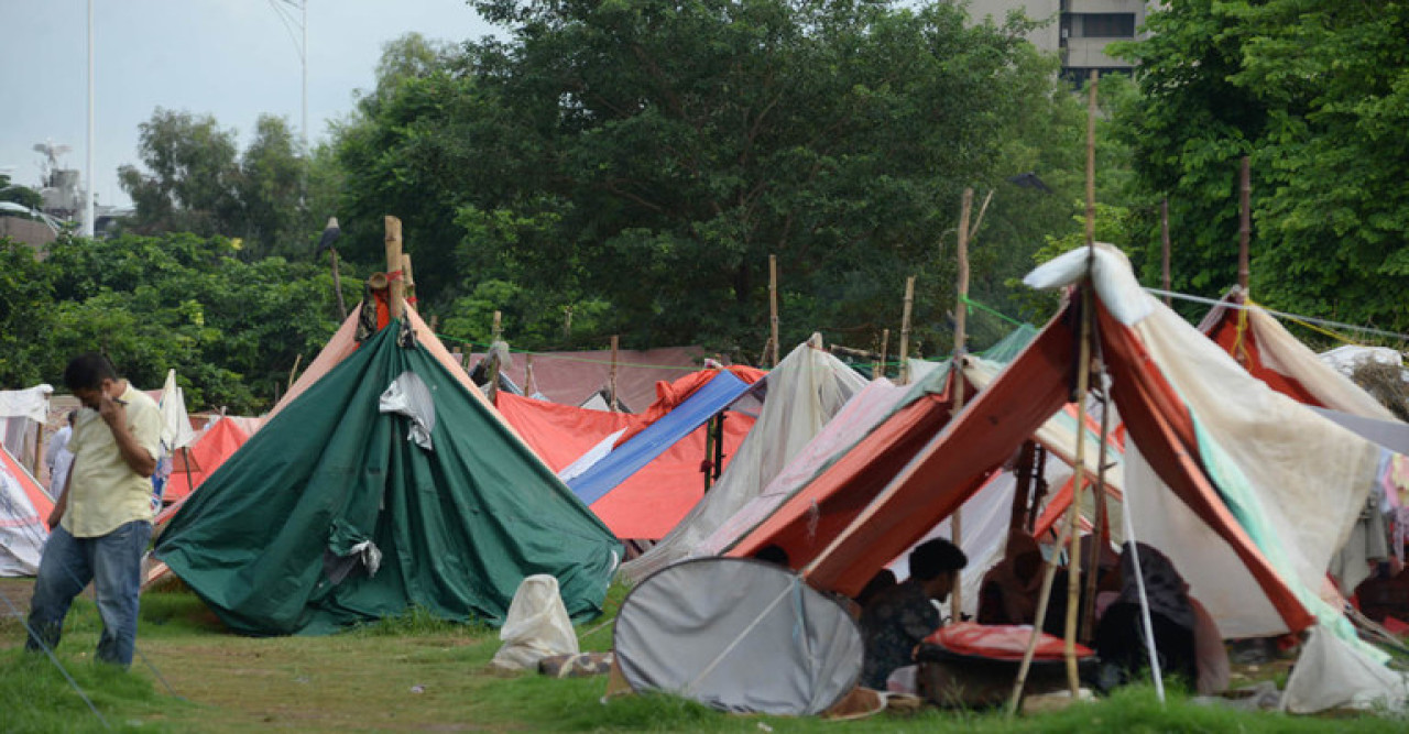 অবৈধ অভিবাসীদের দেশ ছাড়ার জন্য ২৮ দিনের সময়সীমা দিল পাকিস্তান