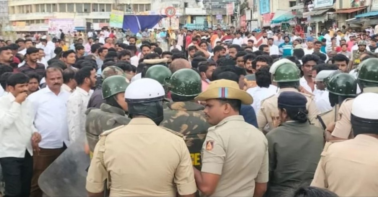 কর্ণাটকে টিপু সুলতানের পোস্টার লাগানোকে কেন্দ্র করে গোলযোগ, ১৪৪ ধারা জারি