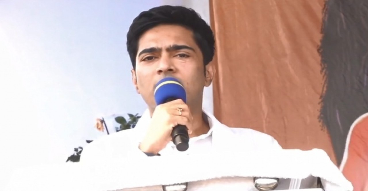 অভিষেককে সমন পাঠাল ‘ইডি’, ‘প্রতিহিংসার রাজনীতি’ বলল তৃণমূল