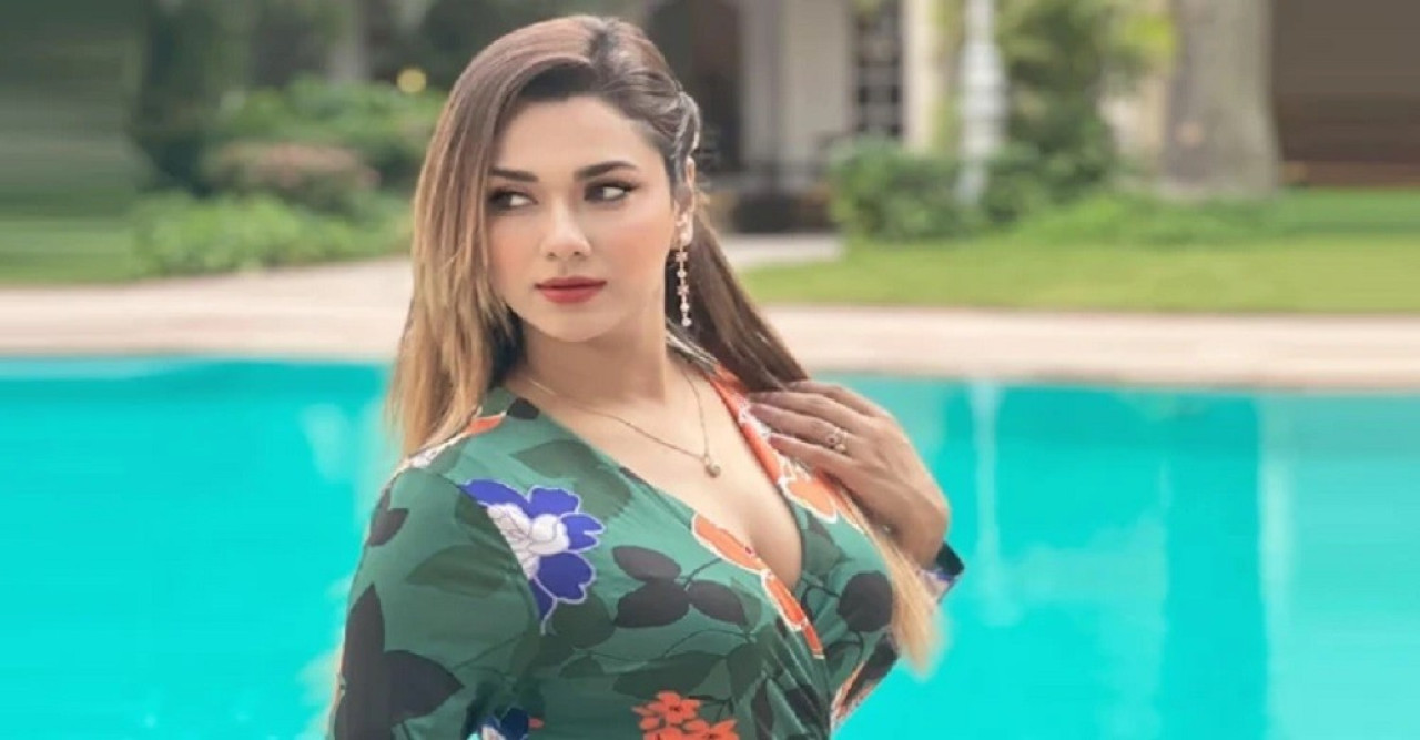 আমরা কলকাতা নায়িকাদের থেকে কম কিসে: সংবাদ সম্মেলনে ববি