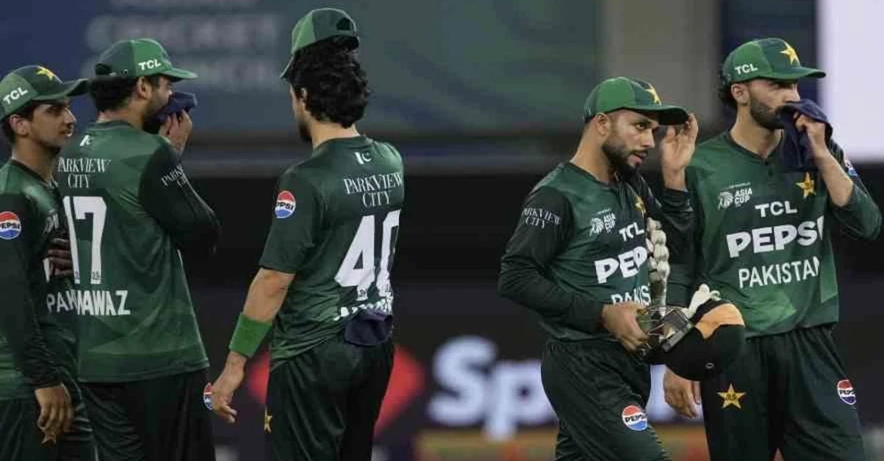 এশিয়া কাপে হ্যান্ডশেক ইস্যুতে বিস্ফোরক অভিযোগ পাকিস্তানের, ভারতীয় দলের বিরুদ্ধে সরকারি পদক্ষেপ দাবি!