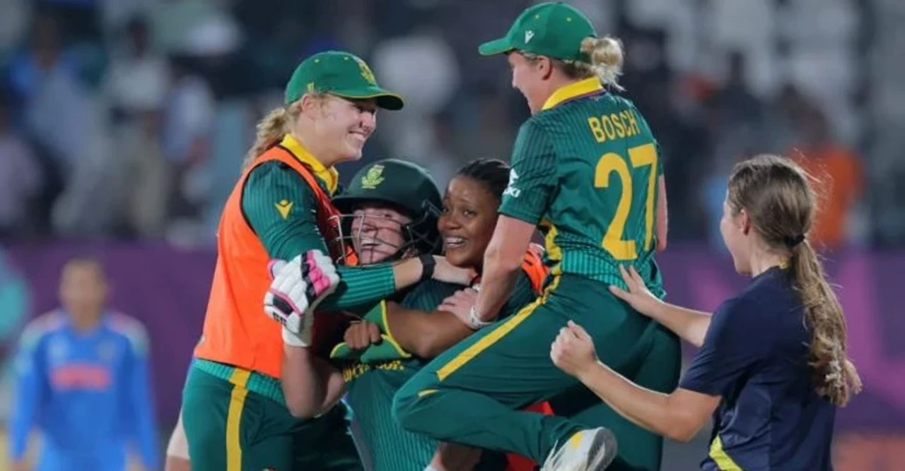 নারী ওয়ানডে বিশ্বকাপে দক্ষিণ আফ্রিকার কাছে হেরে মান্ধানার বিশ্বরেকর্ডে ইতিহাস রচনা ভারতের