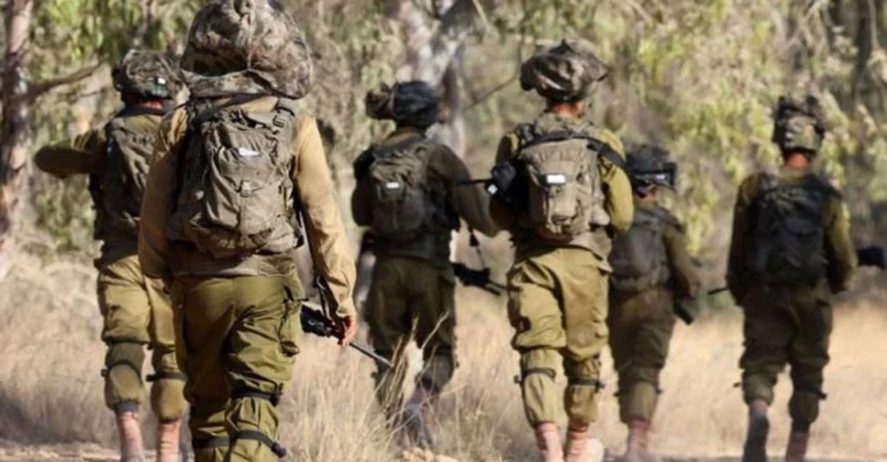 যুদ্ধবিরতি বাস্তবায়নে গাজা থেকে ধাপে ধাপে সেনা প্রত্যাহারের প্রস্তুতি নিচ্ছে ইসরায়েলি সেনাবাহিনী