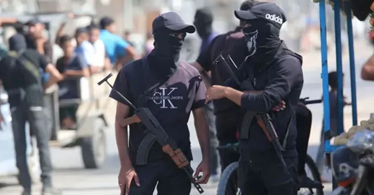 ট্রাম্পের চমক! গাজায় হামাস বাহিনী মোতায়েনে অনুমোদন দিয়েছেন তিনি নিজেই