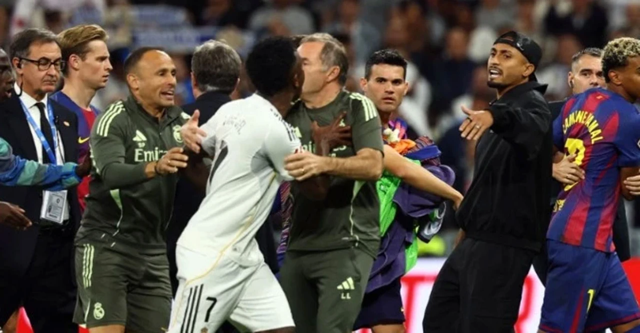 এল ক্লাসিকো শেষে ঝামেলায় ভিনিসিয়ুস-ইয়ামাল! মুখ খুলে জানালেন আসল ঘটনা কী