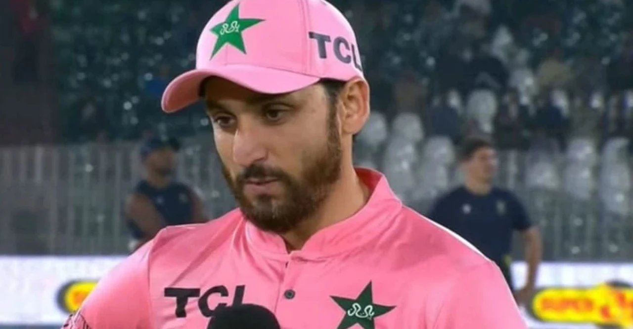 সবুজ জার্সি ছেড়ে কেন গোলাপি জার্সি পরল পাকিস্তান? রাওয়ালপিন্ডিতে স্টান ক্যানসার awareness-এর বিশেষ বার্তা"