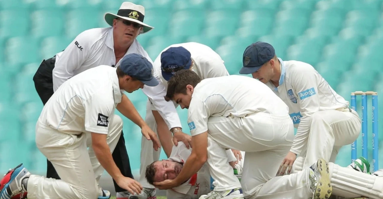 ফিল হিউজের মতো আরেক ধাক্কায় মারা গেলেন ১৭ বছরের ক্রিকেটার! অস্ট্রেলিয়া শোকে মুহ্যমান