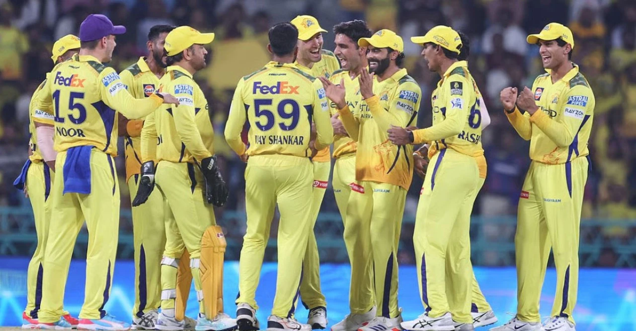 ধোনির চেন্নাইয়ে ভাঙন! ৭ তারকাকে বিদায়, বিদেশি স্টারদের উপরেও কুঠারাঘাত