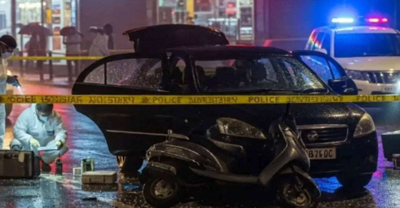 সামান্য গ্লাস ভাঙা! রাগের বশে ডেলিভারি বয়কে পিষে মারল দম্পতি! তারপর যা ঘটল...