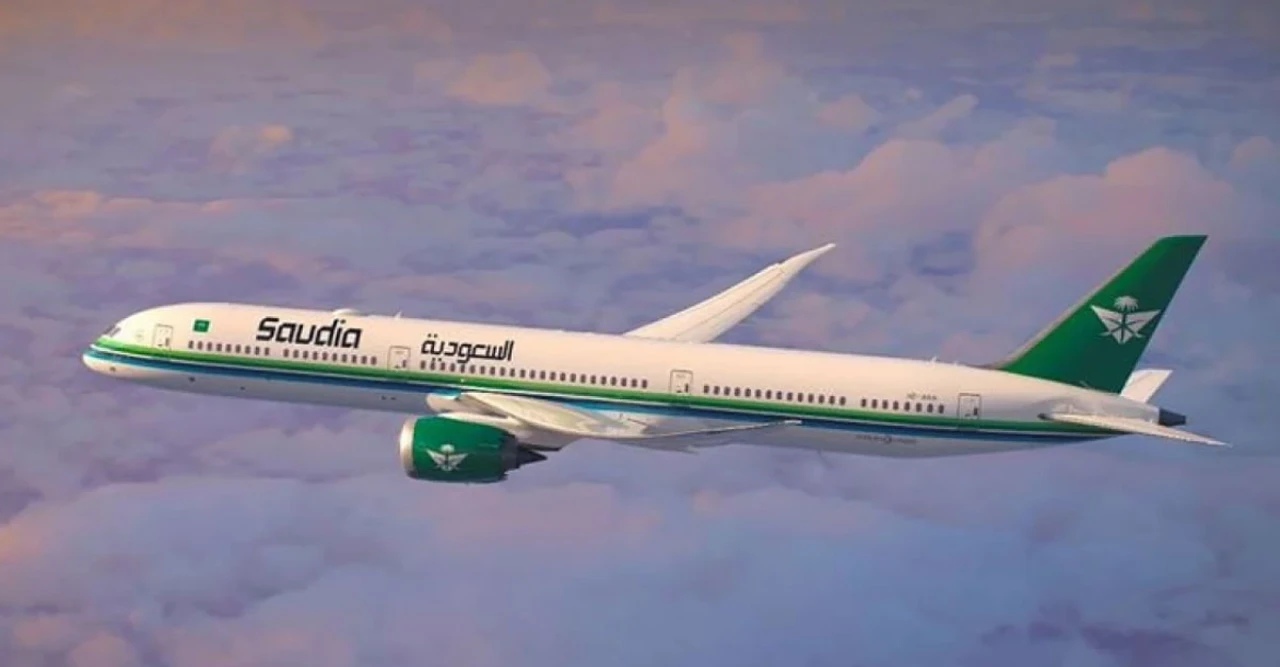 হজ ও ওমরাহযাত্রীদের বড় সুখবর: বিমানে বিনামূল্যে হাই-স্পিড ওয়াইফাই সেবা চালু করল সাউদিয়া!