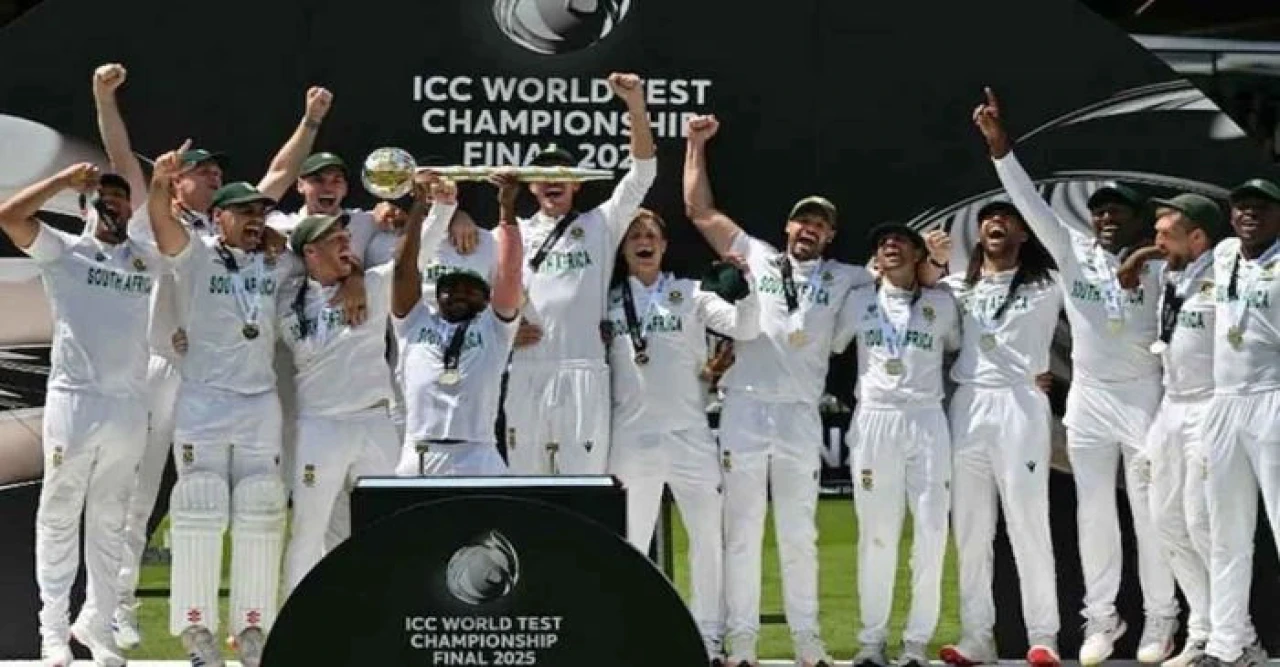 আইসিসির বড় সিদ্ধান্ত: বাতিল হলো দ্বি-স্তর টেস্ট চ্যাম্পিয়নশিপ, পিছিয়ে গেল নতুন যুগের ক্রিকেট স্বপ্ন