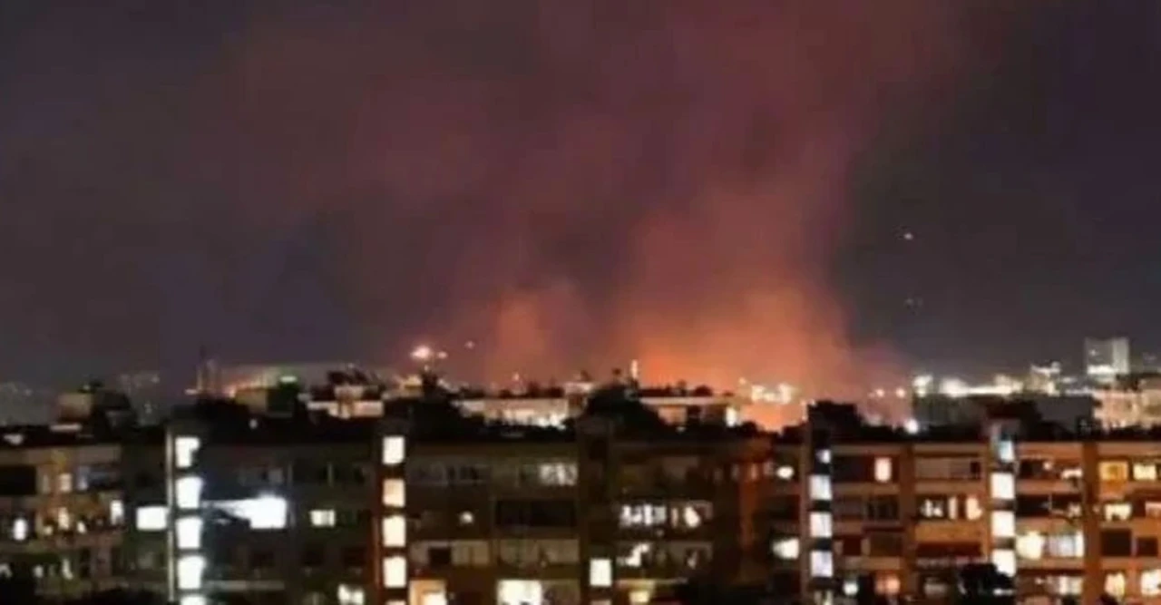 সিরিয়ার রাজধানীতে ভয়াবহ রকেট হামলা! নিহত নারী, আহত বহু বেসামরিক নাগরিক