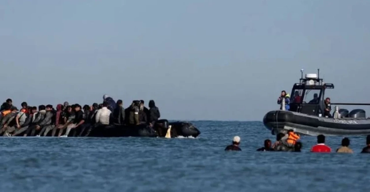 লিবিয়া উপকূলে মর্মান্তিক নৌকাডুবি! ৪ বাংলাদেশিসহ ১০০ অভিবাসীর মৃত্যুর খবর