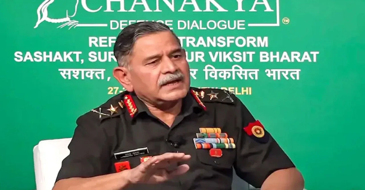 ভারতীয় সেনাপ্রধানের হুঁশিয়ারি! 'পাকিস্তান সুযোগ দিলে শেখাব কীভাবে আচরণ করতে হয়'