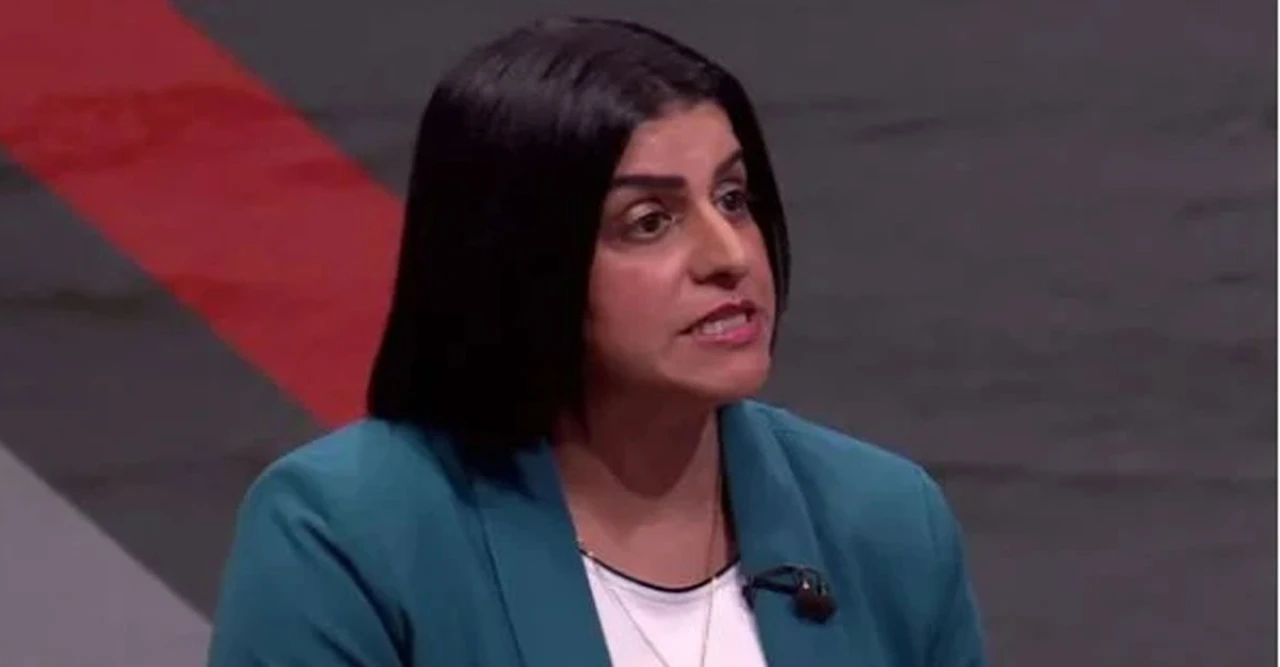 যুক্তরাজ্যে অভিবাসন নিয়ে বোমা ঘোষণা! শাবানা মাহমুদের কঠোর পরিকল্পনায় বড় পরিবর্তন