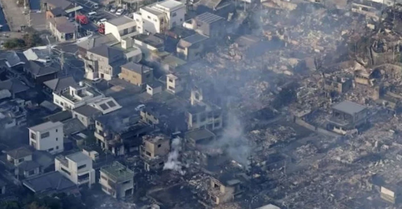 ওইতায় আগুনের ঝড়! ১৭০+ ভবন ছাই, একজনের সন্ধান নেই—জাপানে দুর্ঘটনার আহতি