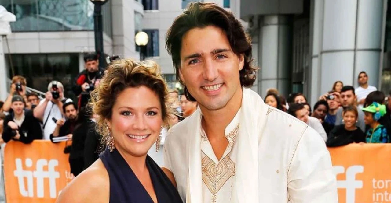 ট্রুডোর নতুন প্রেমজীবন! নীরবতা ভাঙলেন সাবেক স্ত্রী সোফি: "চুপ থাকাই ভালো, তাই গান শুনি!"