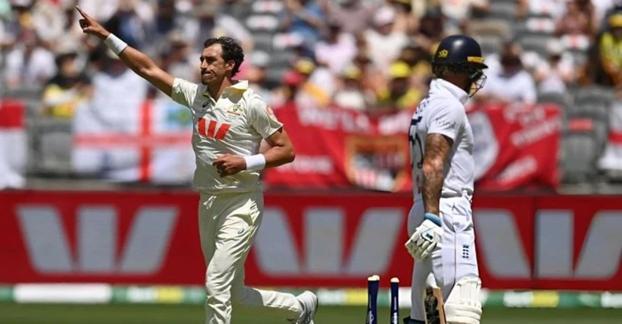 স্টার্কের আগুনে বোলিংয়ে ১৭২ রানেই গুটিয়ে গেল ইংল্যান্ড, অ্যাশেজের প্রথম টেস্টে চালকের আসনে অস্ট্রেলিয়া