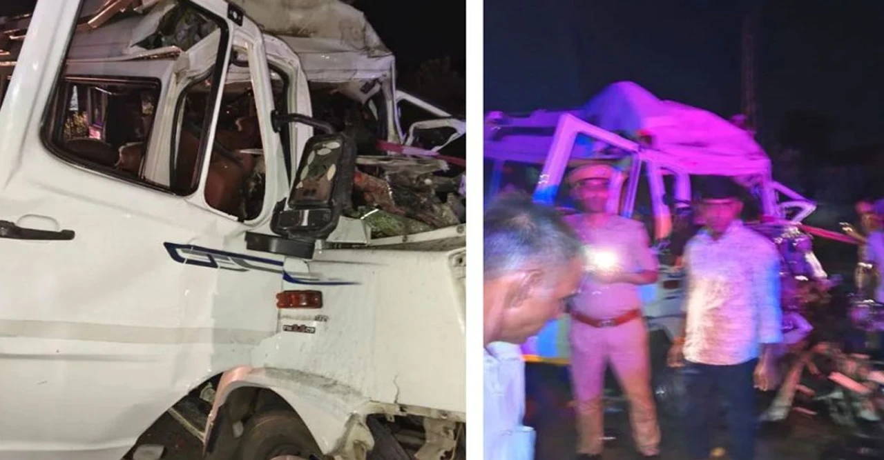 ভারতে সড়ক দুর্ঘটনায় নিহত ১৫, কোলায়াত মন্দির থেকে ফেরার পথে মর্মান্তিক ঘটনা