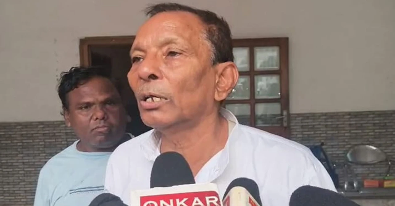 তালিকা সংশোধন নিয়ে আতঙ্কেই মৃত্যু? পশ্চিমবঙ্গে একদিনেই দু'জনের মৃত্যু, তৃণমূল-বিজেপি তর্কে উত্তাপ