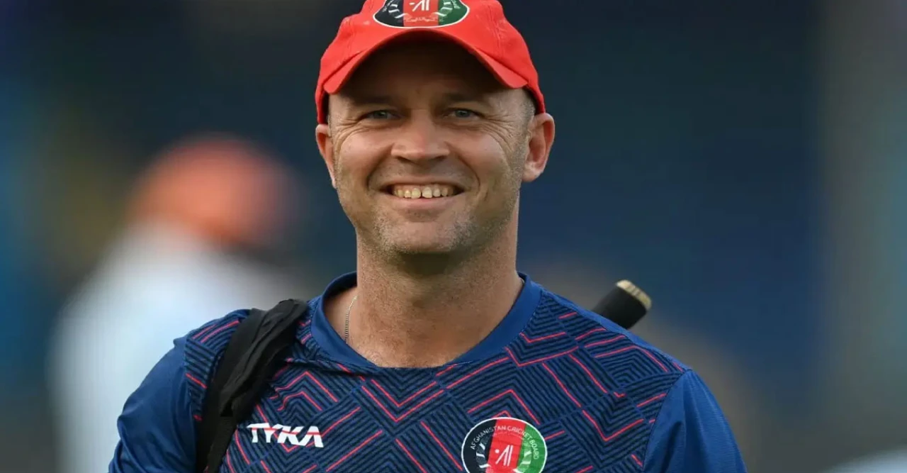 বিশ্বকাপ জয়ের স্বপ্ন দেখানো কোচ বিদায় নিচ্ছেন! আফগানিস্তানকে কাঁদিয়ে চলে যাচ্ছেন জোনাথন ট্রট