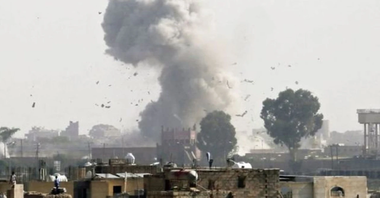 ইয়েমেনে ফের হামলা! সৌদির মিসাইল টার্গেট এবার রাজিহ জেলার বেসামরিক গ্রাম, হতাহতের আশঙ্কা