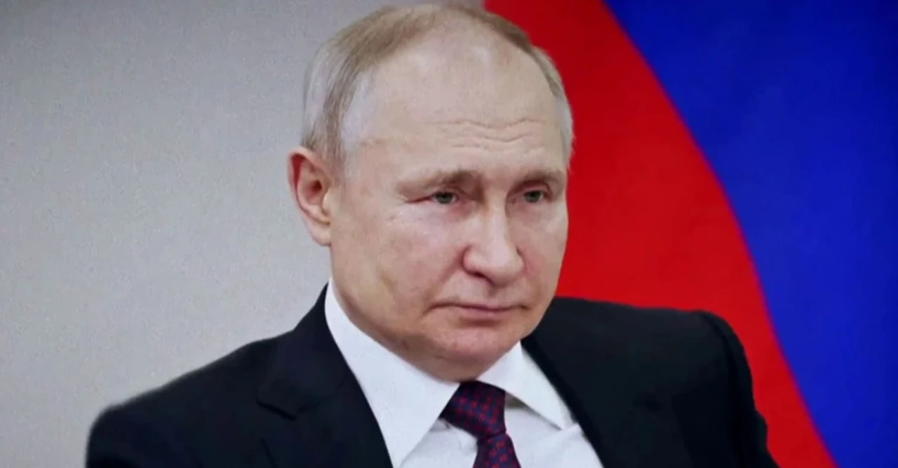 পশ্চিমা দুনিয়ায় নতুন পারমাণবিক ভয়! 'অজেয়' ক্রুজ ক্ষেপণাস্ত্র ও সুপার টর্পেডোর স্রষ্টাদের সম্মান জানালো ক্রেমলিন