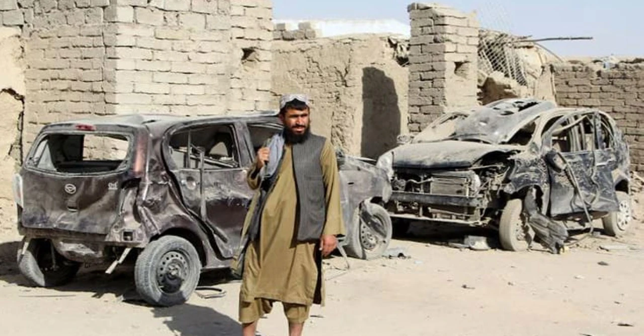 আবারও ব্যর্থতা! আফগানিস্তান-পাকিস্তান শান্তি আলোচনা ভেস্তে যাওয়ায় সীমান্তে হামলার আশঙ্কা! তালেবান মুখপাত্রের বড় দাবি