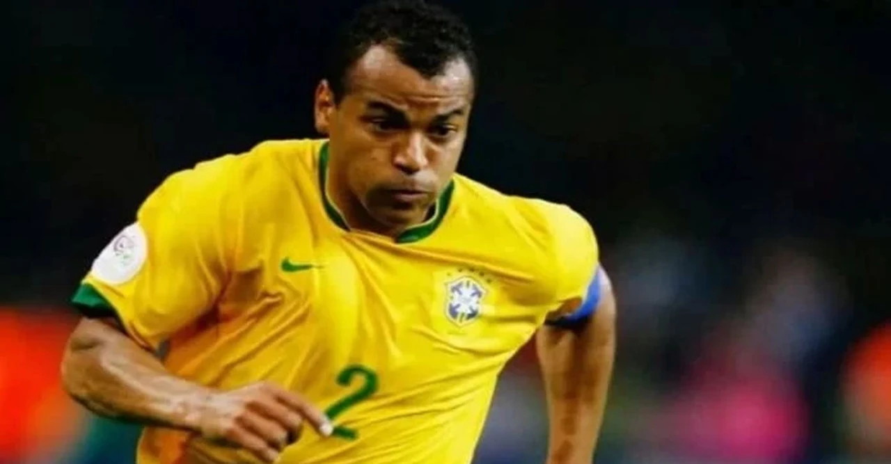 ঢাকায় ফুটবলের উন্মাদনা: কাফু আসছেন, ব্রাজিল-আর্জেন্টিনা ক্লাব নিয়ে সুপার কাপ শুরু ডিসেম্বরেই