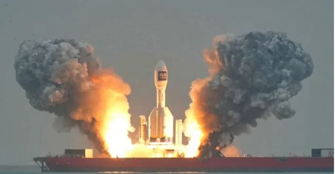 মহাকাশে গুপ্তচরবৃত্তির লড়াই! রাশিয়া-চীনের উপগ্রহ হুমকিতে পশ্চিমা দেশগুলো আতঙ্কিত