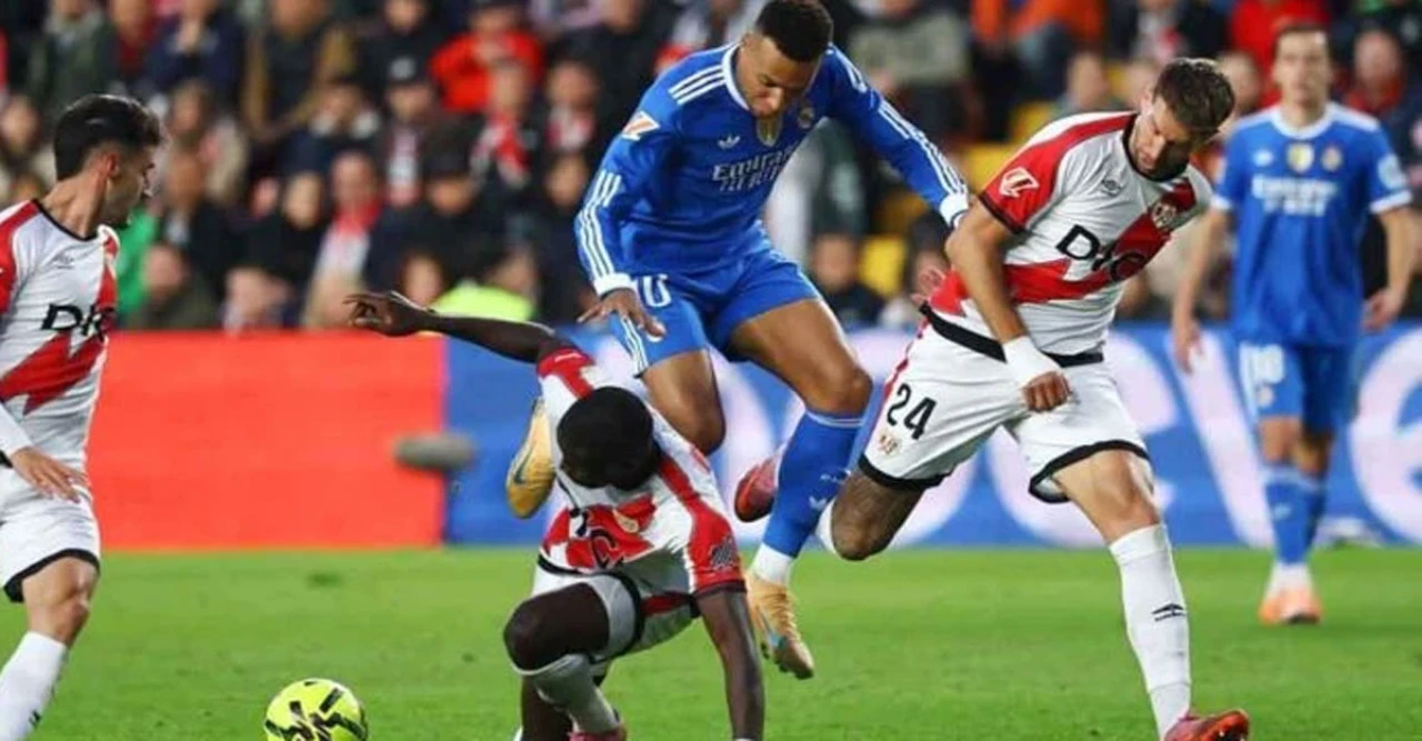 রিয়াল মাদ্রিদের হোঁচট! রায়ো ভায়োকানোর মাঠে গোলবঞ্চিত শাবি আলোনসোর দল