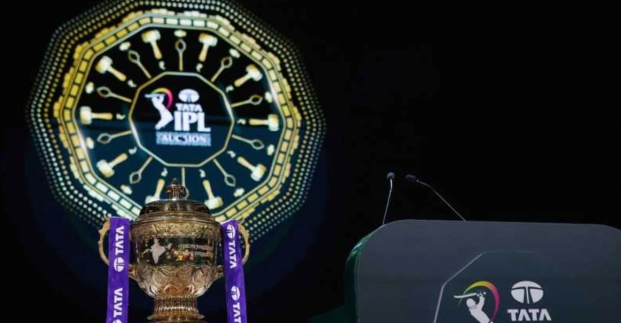 বেস প্রাইস থেকে সোজা ১৫+ কোটি! ক্যামেরন গ্রিনের জন্য ফ্র্যাঞ্চাইজিরা পাগল হয়ে যাবে?