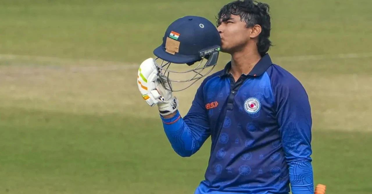 ১৪ বছরের বৈভবের ঝড়ো সেঞ্চুরি: ভারতীয় লিস্ট এ-তে দ্বিতীয় সর্বোচ্চ গতির রেকর্ড!