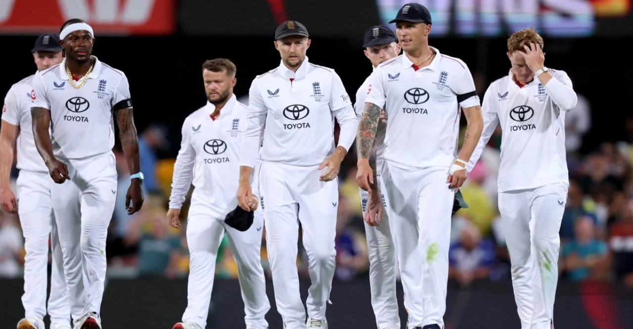 'হোটেলে পথ হারালেন ডাকেট, নাইটক্লাবে নাচ বেটহেল!' ভাইরাল ভিডিওতে ইংলিশ ক্রিকেটাররা উত্তপ্ত