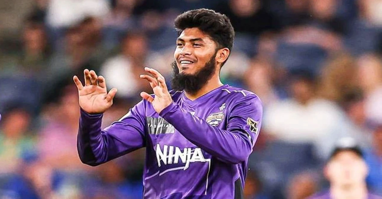 বিগ ব্যাশে রিশাদের আগুনে জাদু, রেনেগেডসের বিপক্ষে ঝলসে উঠল বাংলাদেশি স্পিনার