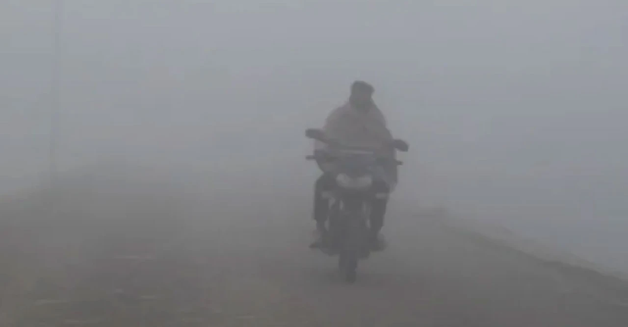 কিশোরগঞ্জে টানা ৩ দিন দেশের সর্বনিম্ন তাপমাত্রা, সাধারণ মানুষ বিপাকে পড়লেন