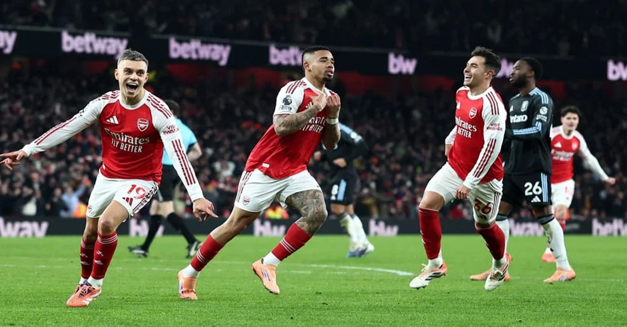 অ্যাস্টন ভিলাকে ৪-১ গোলে উড়িয়ে দিল আর্সেনাল! লিগে একা শীর্ষে আর্তেতার দল