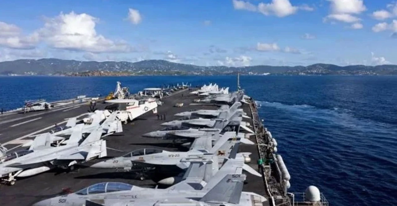 যে কোনো মুহূর্তে ভেনেজুয়েলায় হামলা’—ট্রাম্পের হুঁশিয়ারিতে তপ্ত বিশ্ব, বাড়ছে যুদ্ধের শঙ্কা 