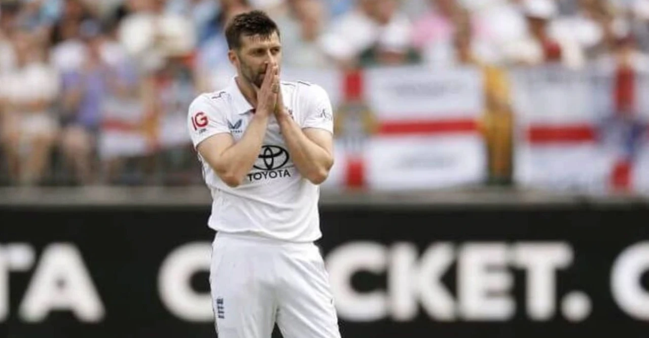 "কাঁদিয়ে বিদায়! হাঁটুর চোটে অ্যাশেজ থেকে ছিটকে মার্ক উড, বিপদে ইংল্যান্ডের স্বপ্নযাত্রা"