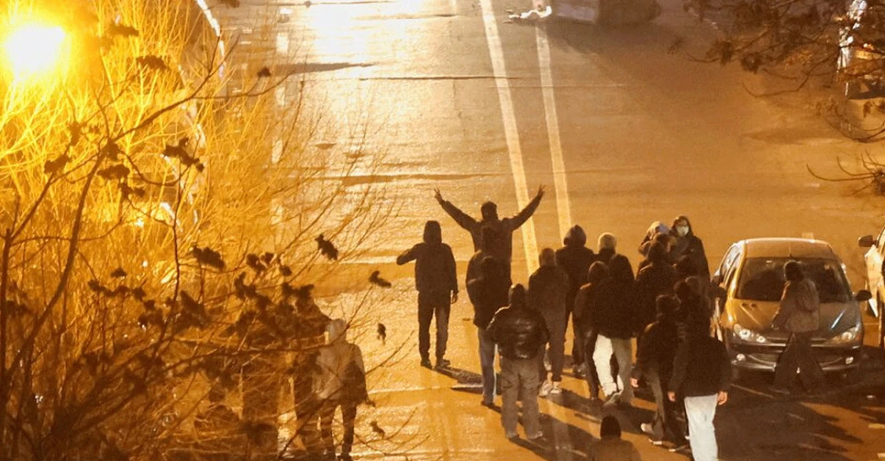 জনতার অসন্তুষ্টি অবহেলা করলে ইরানে আরও বড় ও তীব্র বিক্ষোভের আশঙ্কা সংসদ সদস্যের