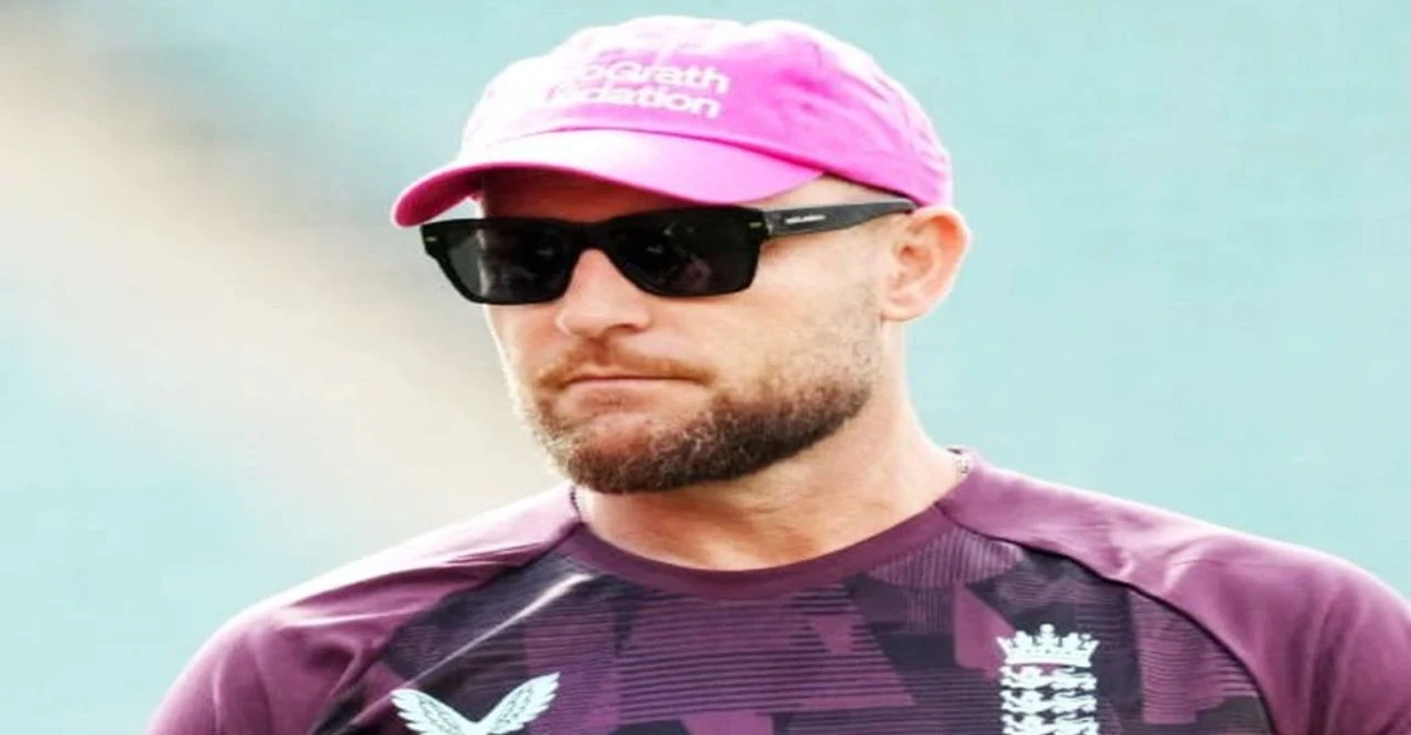 ইংল্যান্ড কোচ ম্যাককালামের ধমক: "আমাকে কাজ শেখাতে আসবেন না, আমি জানি কী করতে হবে!" অ্যাশেজে ১-৪ হারের পর কড়া হুঁশিয়ারি