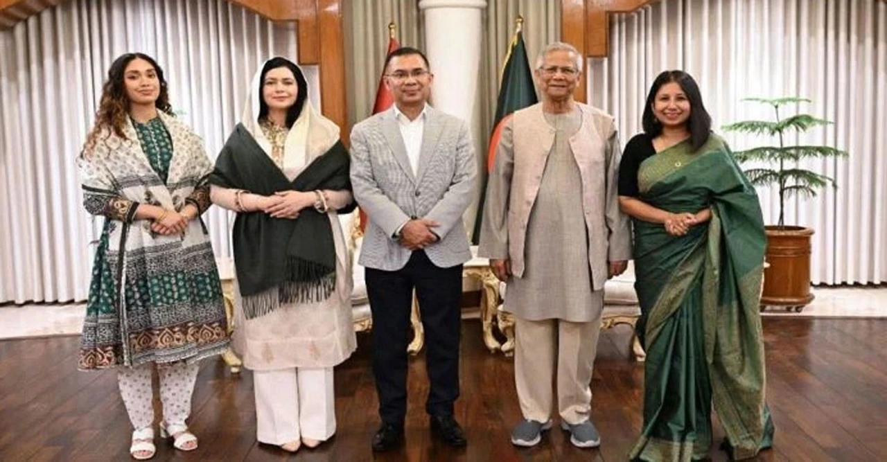 তারেক রহমানের প্রথম সাক্ষাৎ! দেড় ঘণ্টা বৈঠক শেষে যমুনা ছাড়লেন বিএনপি চেয়ারম্যান ও পরিবার