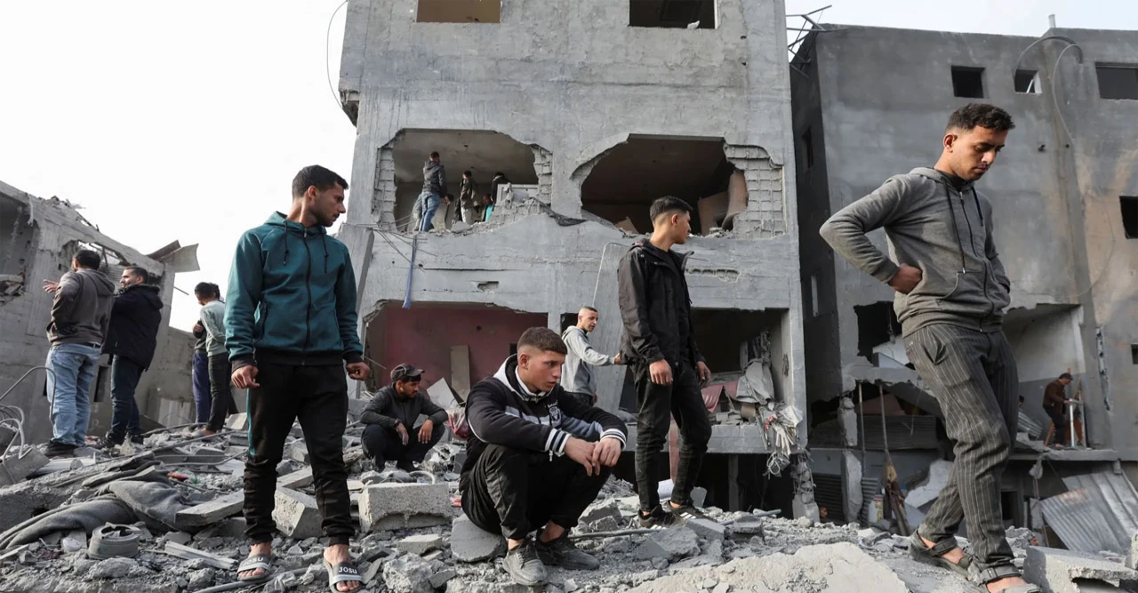 যুদ্ধবিরতির মাঝেও থামেনি হামলা! গাজায় ইসরাইলি বোমায় নিহত আরও ১০ ফিলিস্তিনি